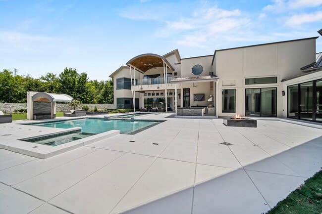 Building Photo - 4043 Maranatha Dr