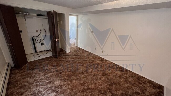 Building Photo - 710 Downey St