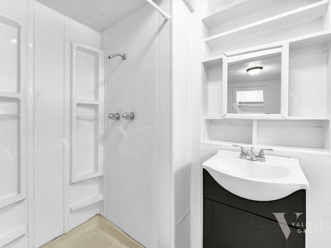 Building Photo - Cozy One-Bedroom, One-Bath Home For Rent i...