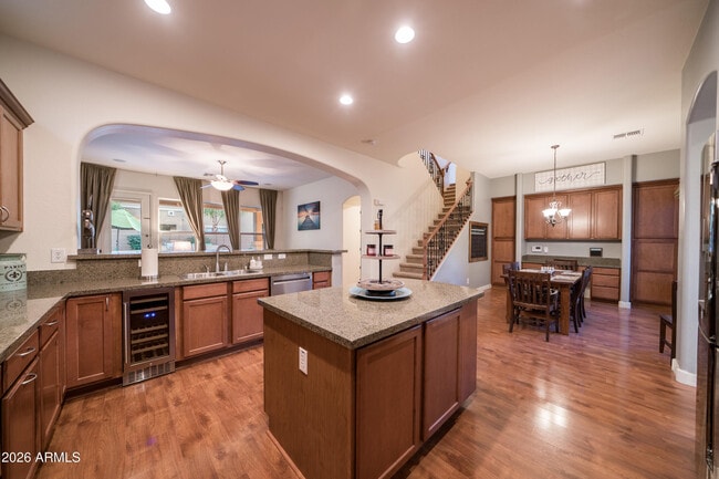 Building Photo - 2681 E Hampton Ln