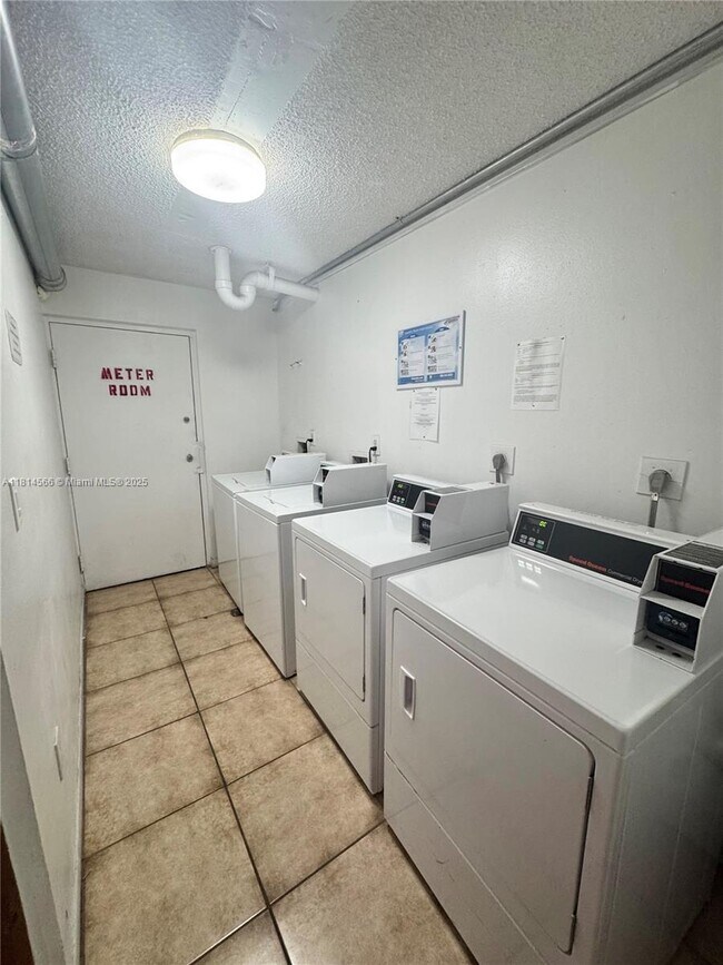 Building Photo - 7125 NW 186th St