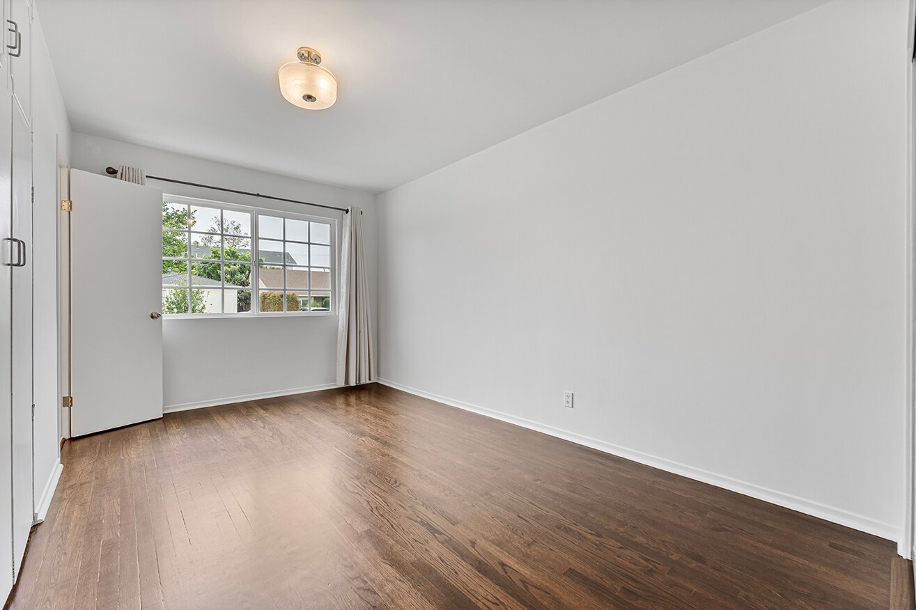 Building Photo - 4762 Imlay Ave