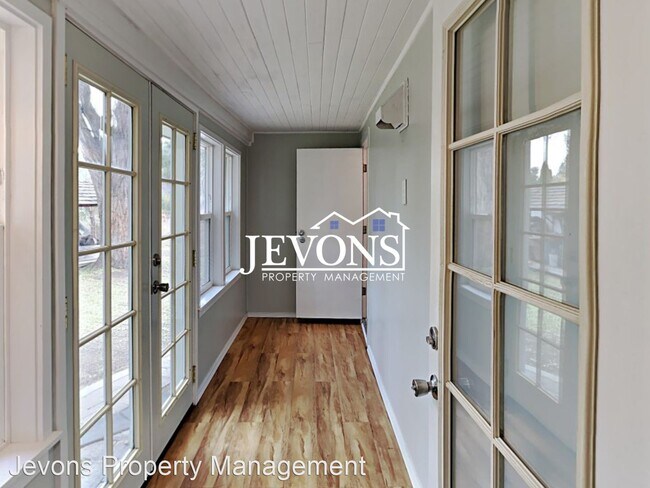 Building Photo - 3 br, 2 bath House - 2704 S 85th Ave