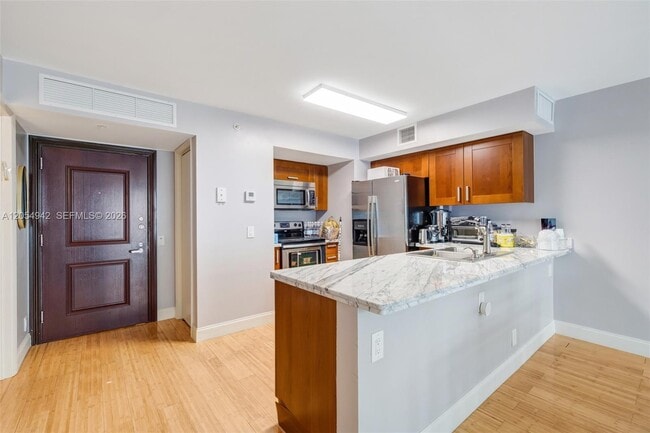 Building Photo - 9499 Collins Ave