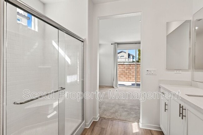 Building Photo - 45079 Via Vela Via