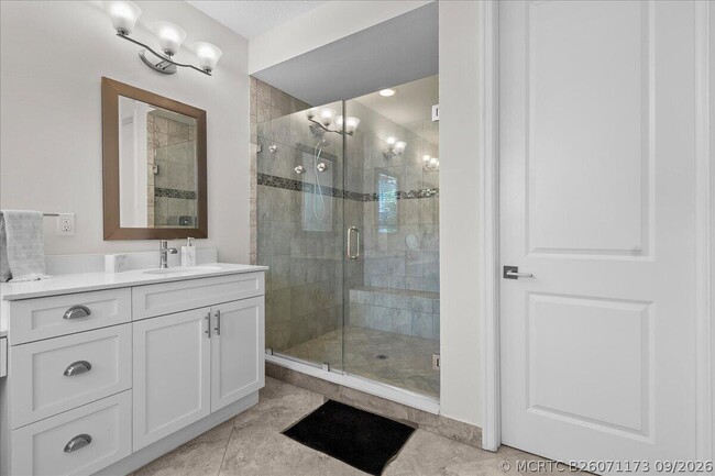 Building Photo - 131 Sword Fern Pl