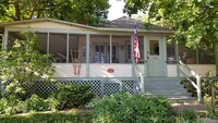 Building Photo - Historic Cottage in Chautauqua Park