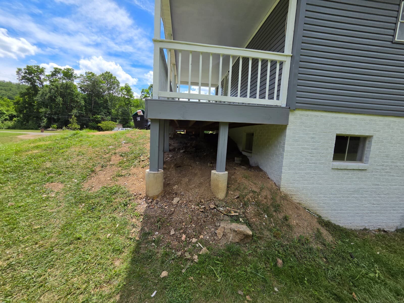 Building Photo - 120 Blythe Rd