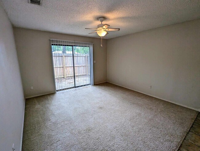 Building Photo - 7002 Lanier Dr