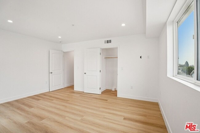 Building Photo - 1185 Leighton Ave