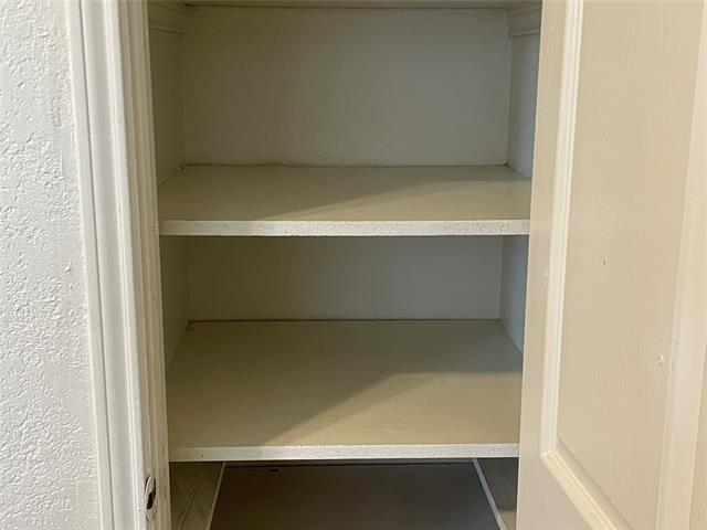 Building Photo - 6709 Driffield Cir W