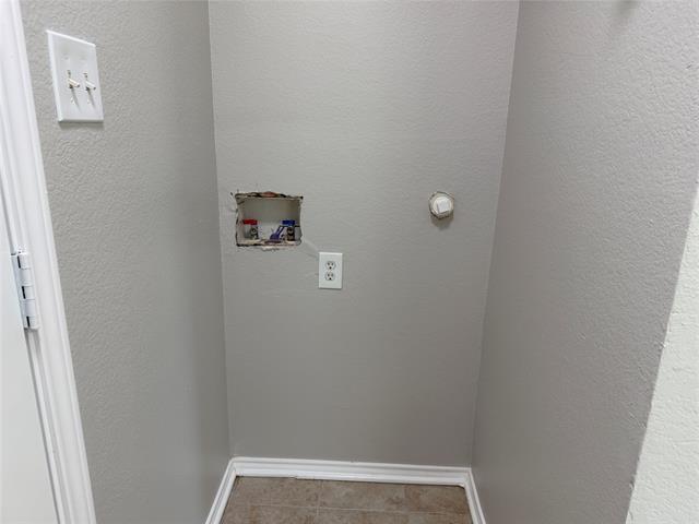 Building Photo - 12905 Kleberg Rd