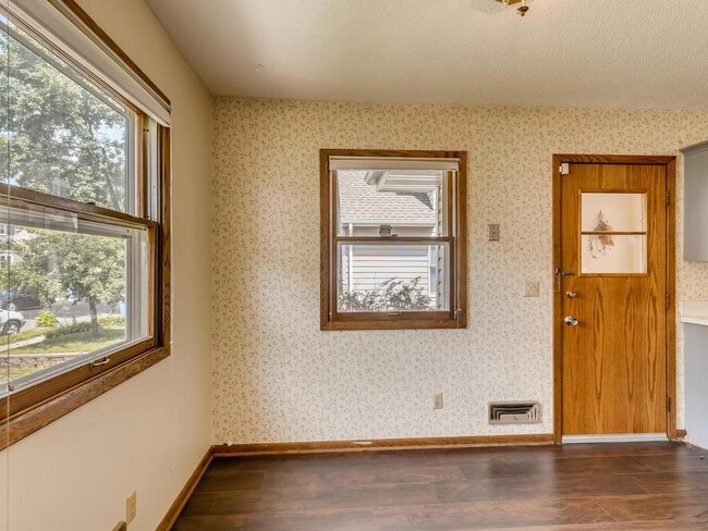 Building Photo - 5417 Emerson Ave S