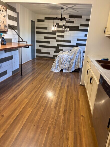 Building Photo - 77 Barnegat Blvd S