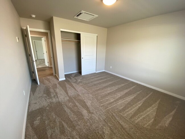Building Photo - 109 Citation Ct