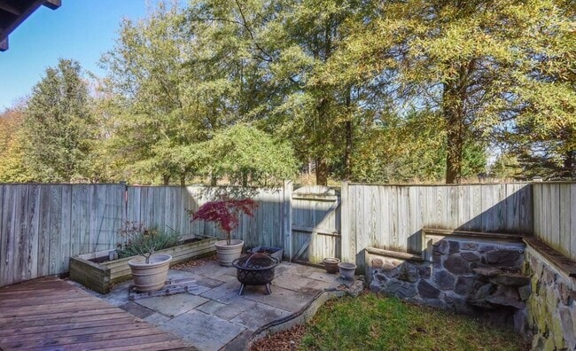 Building Photo - 21682 Kings Crossing Terrace