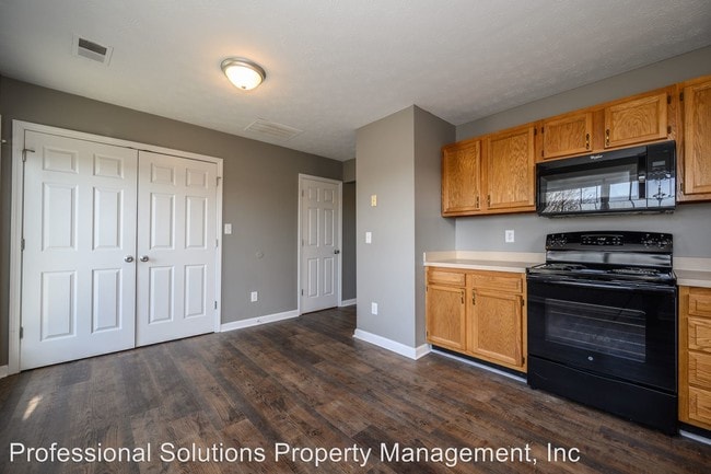 Building Photo - 3 br, 1.5 bath House - 337 Colby Ridge Blvd