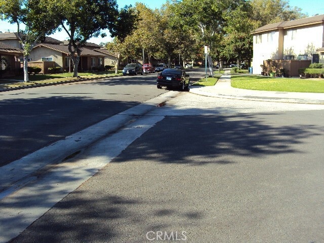 Building Photo - 16748 Cedarwood Cir