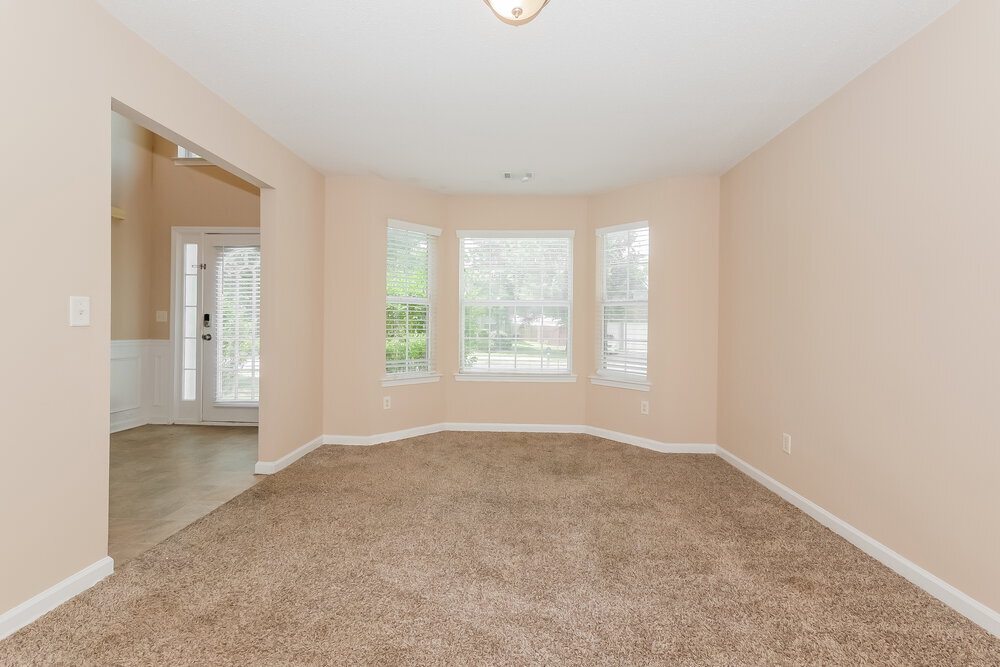 Building Photo - 369 Kentwood Springs Dr