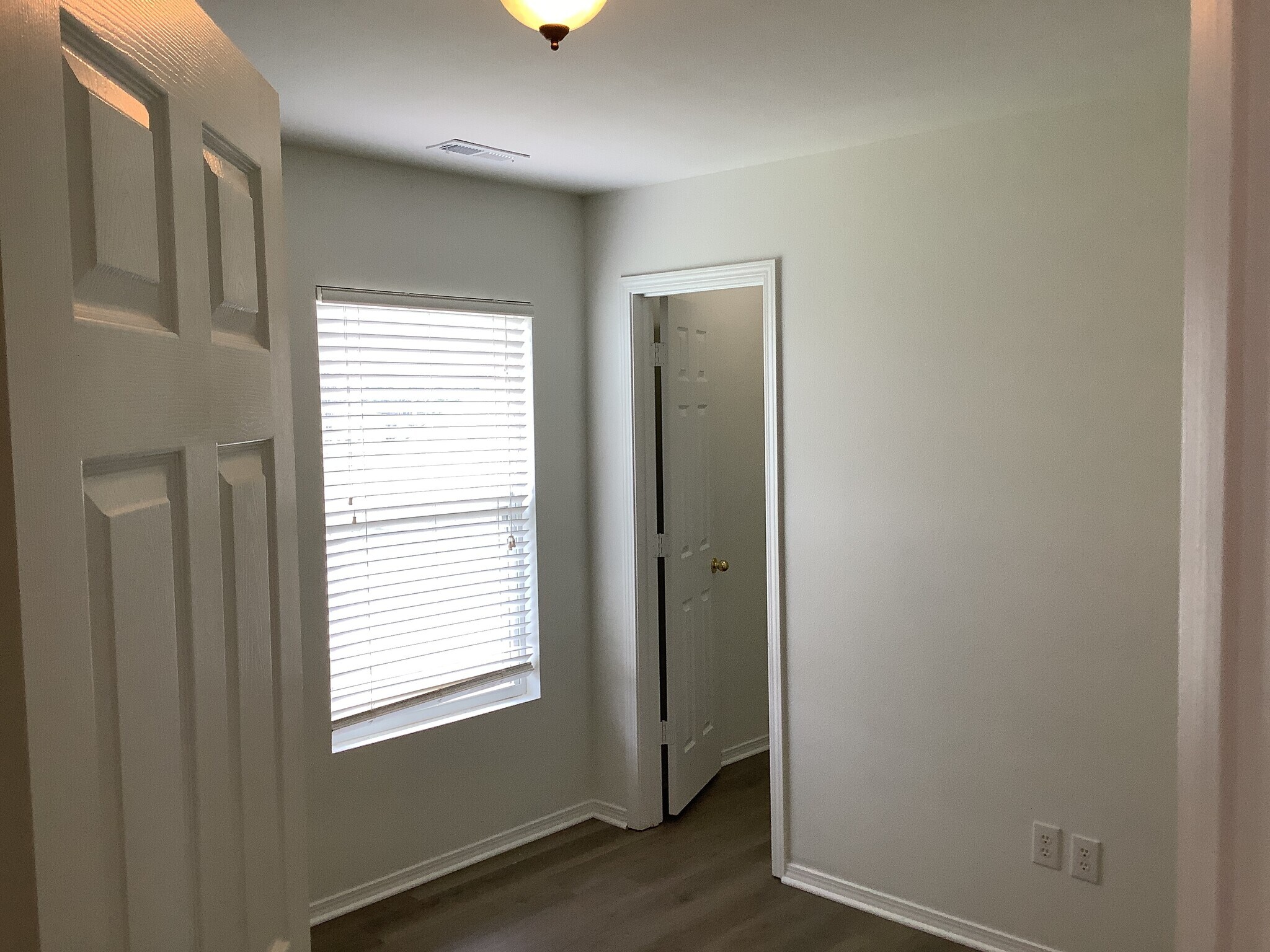 Building Photo - 8834 Kirkville Ln