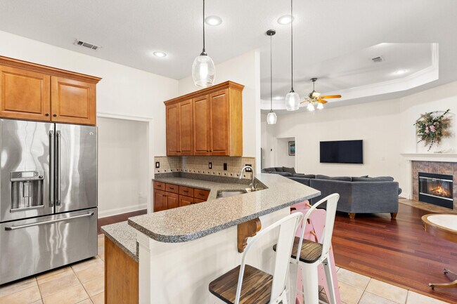 Building Photo - 2899 Chanterelle Cove