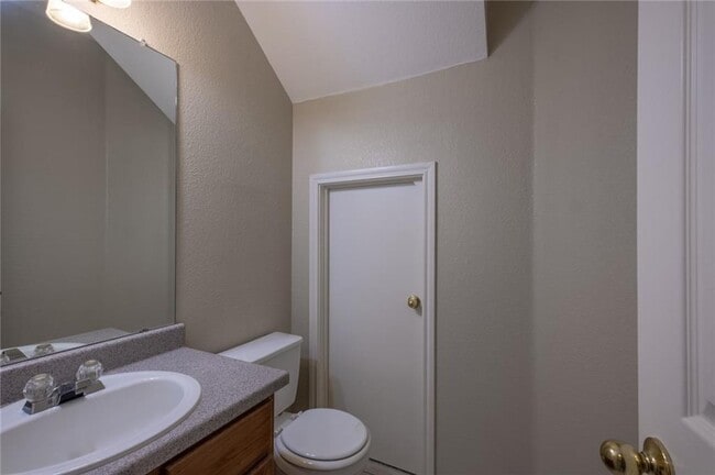 Building Photo - 1733 Constantino Cir