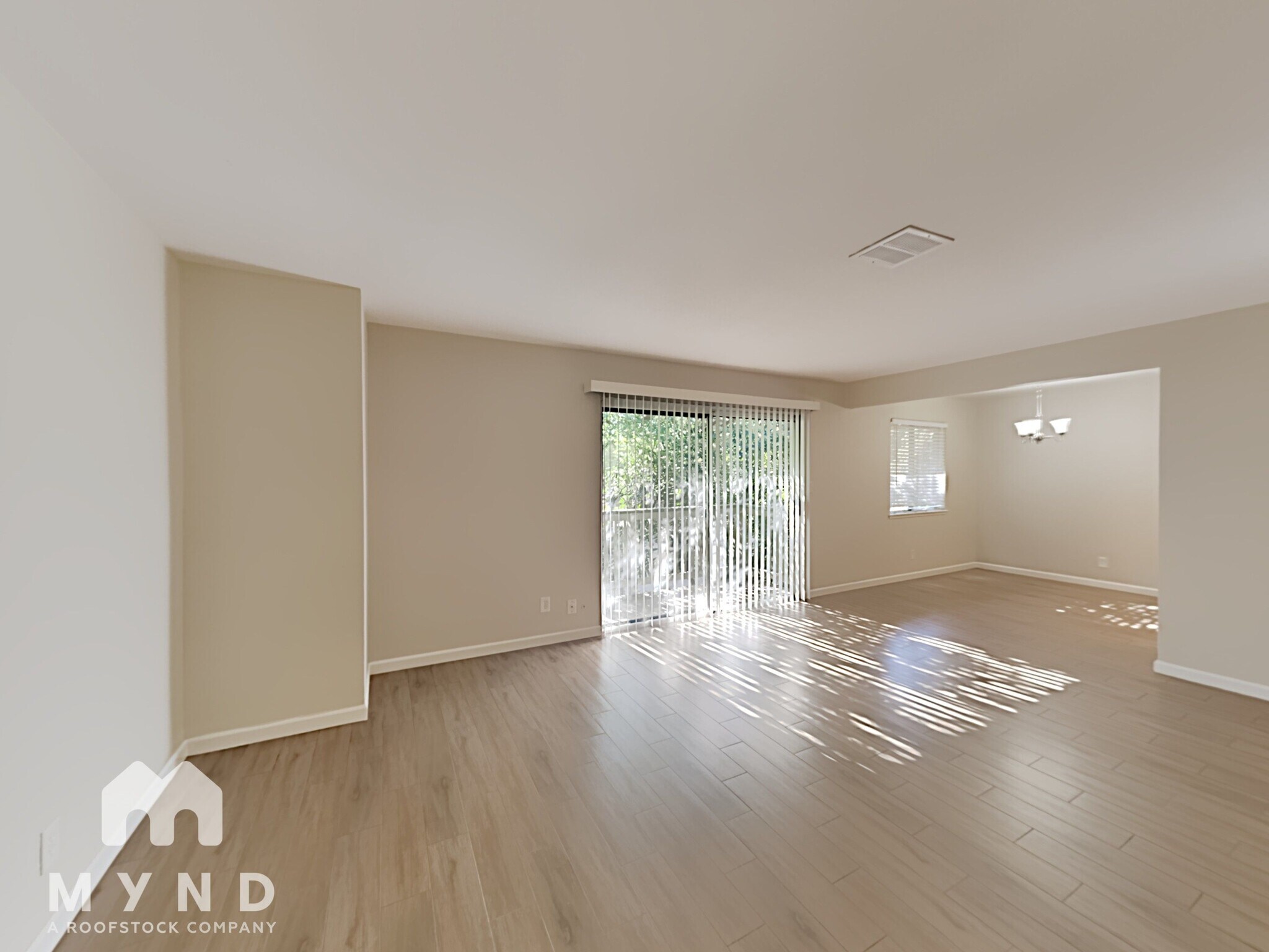 Building Photo - 2336 Villanova Cir