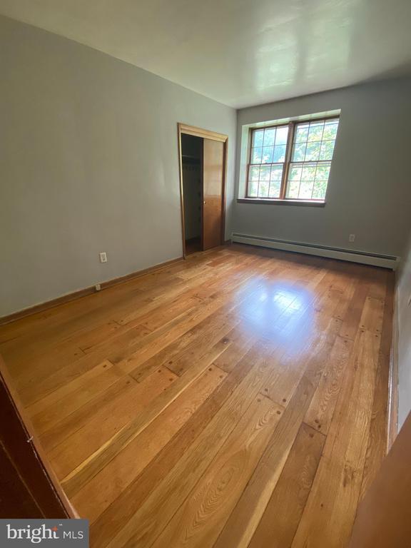 Building Photo - 1002 Windsor Ave