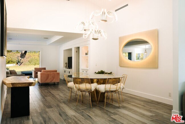 Building Photo - 18013 Sea Reef Dr