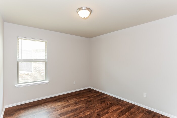 Building Photo - 9124 Abaco Way