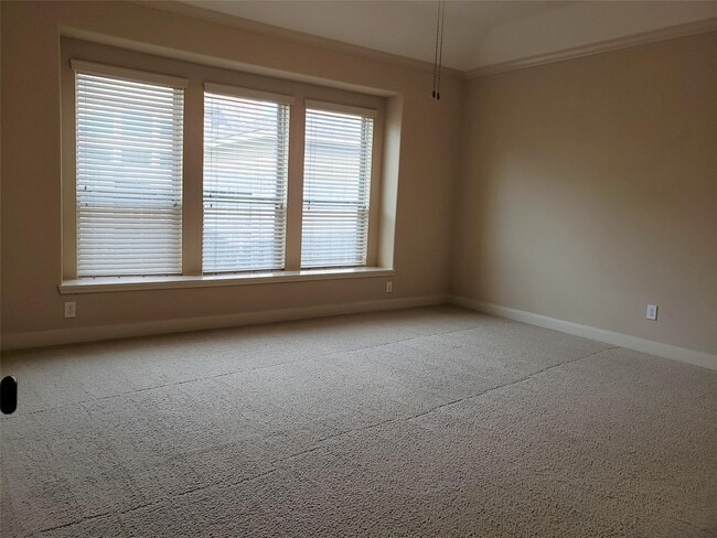 Building Photo - 5402 Valley Country Ln