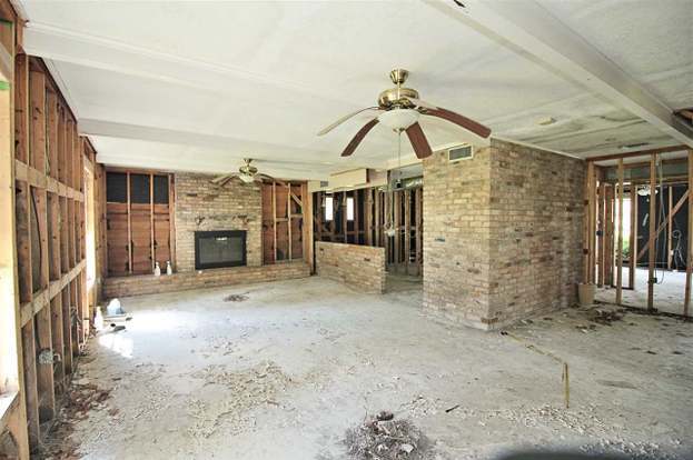 Building Photo - 106 Kirby Cir