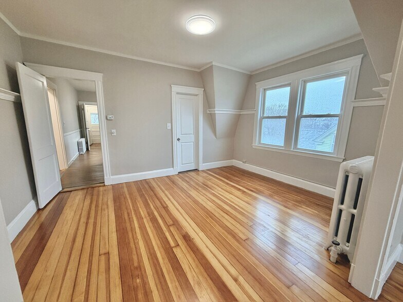 Building Photo - 89 Glendower Rd