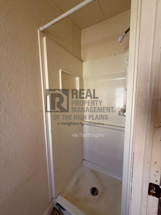 Building Photo - 7900 Upton Rd