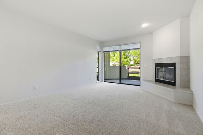 Building Photo - 101 Shorebird Cir
