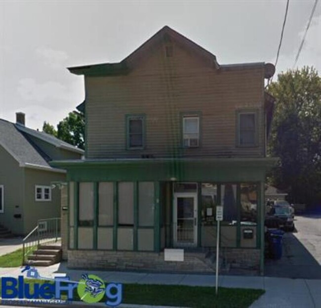 Primary Photo - 1117 W New York Ave