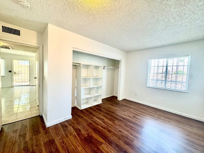 Building Photo - DOWNSTAIRS CONDO | RECENLY REHABBED 2 BEDROOM 1 BATH | ACROSS FROM CSN CHEYENNE