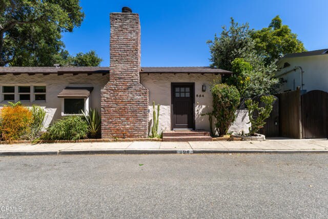 Building Photo - 854 Oneonta Dr