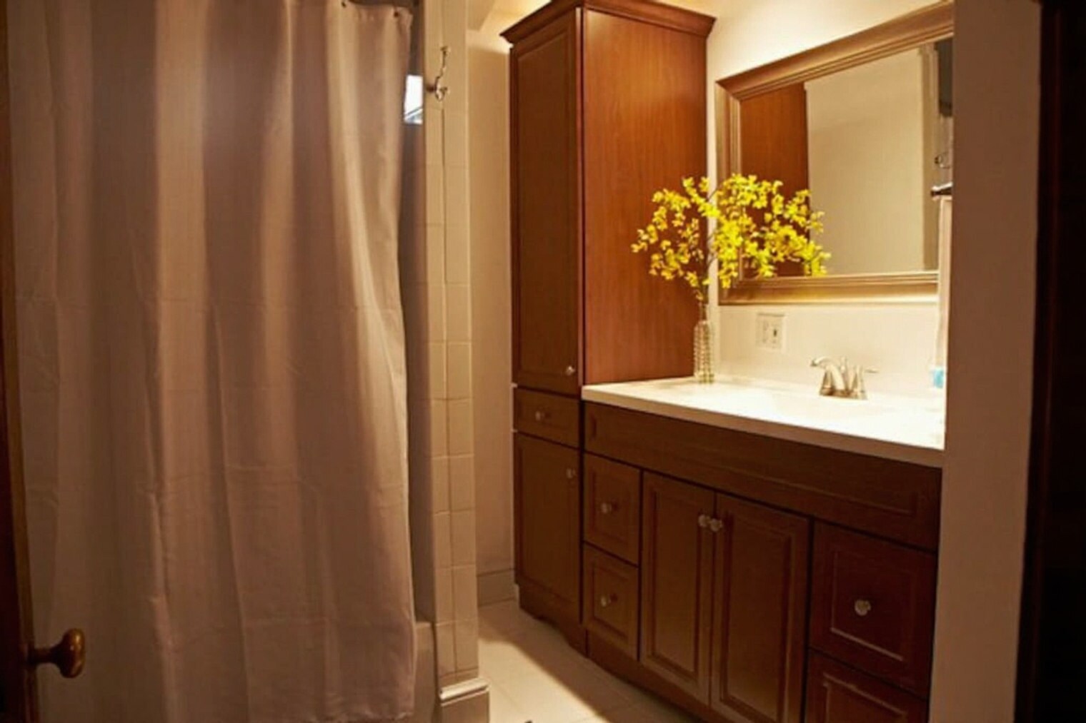 Building Photo - 14 Peverell St