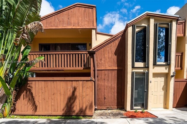 Building Photo - 6211 SW 116th Pl