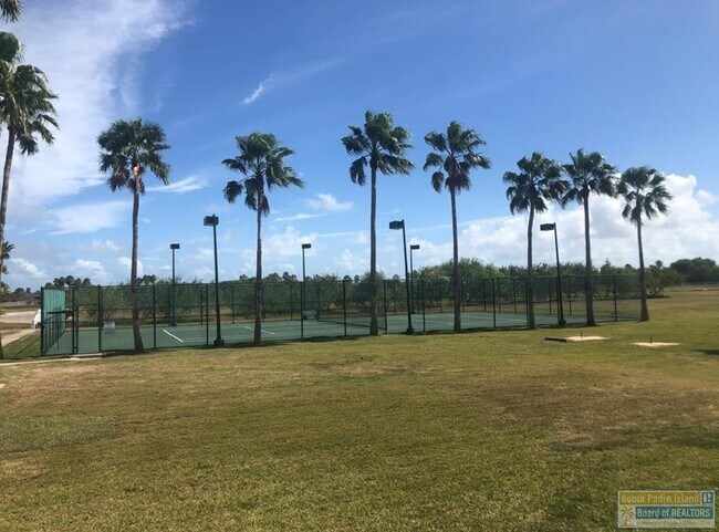 Building Photo - 40 Augusta W