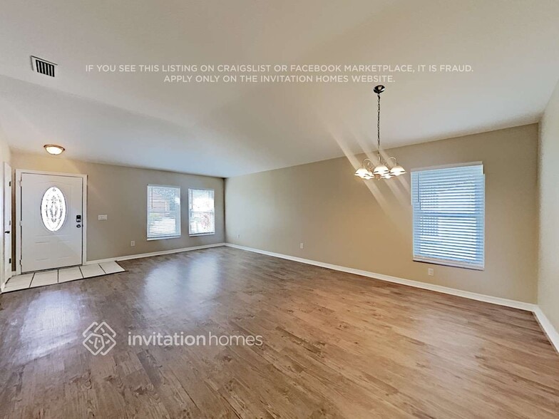 Building Photo - 2232 Blackwood Dr
