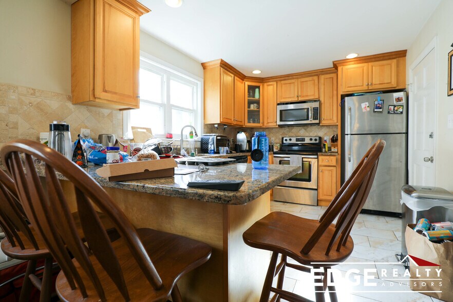 Building Photo - 20 Cummings Rd