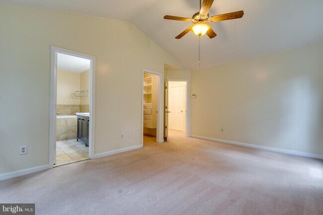 Building Photo - 7107 Dudrow Ct