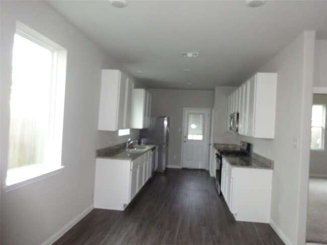 Building Photo - 2116 Graham Pt Wy