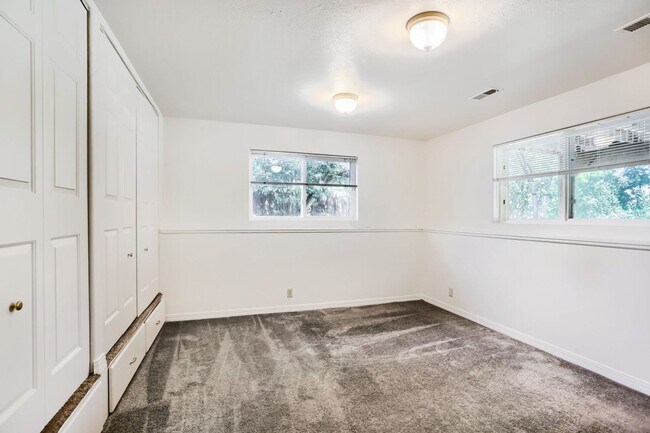 Building Photo - Gorgeous and Airy N. Boulder 4 bed, 3 bath in Quiet Cul-de-Sac - AVAILABLE NOW
