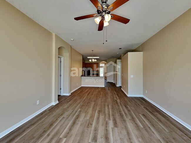 Building Photo - 9253 Black Thorn Loop