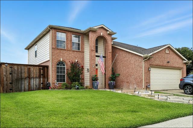 Building Photo - 2344 Magnolia Dr