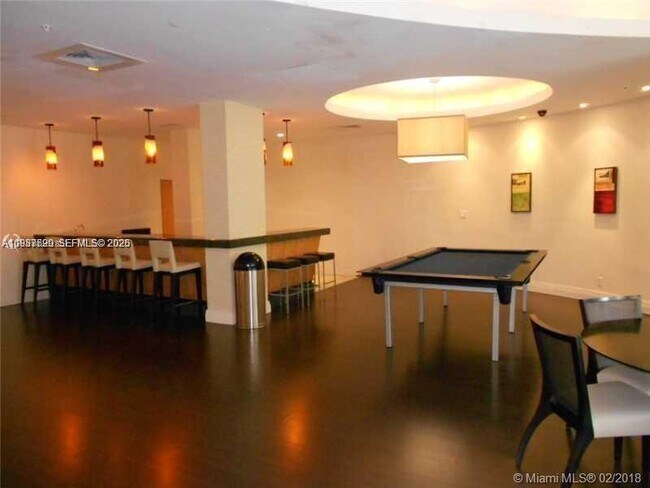 Building Photo - 3901 S Ocean Dr