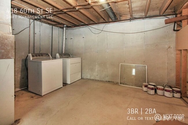 Building Photo - 418 60th St SE
